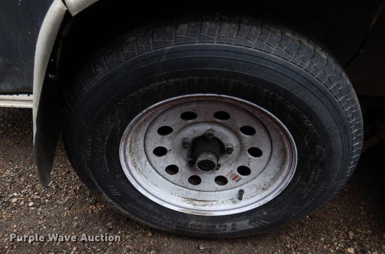 image for item JK9491 2014 H & H  enclosed cargo trailer