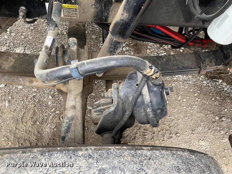 image for item JN9248 2013 Kenworth T370  car carrier truck