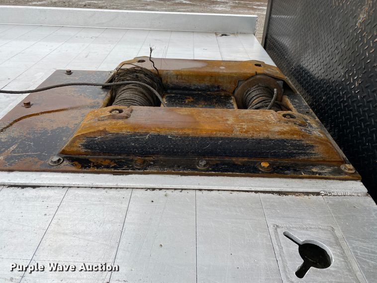 image for item JN9248 2013 Kenworth T370  car carrier truck