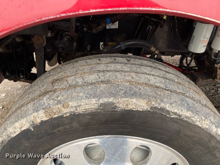 image for item JN9248 2013 Kenworth T370  car carrier truck