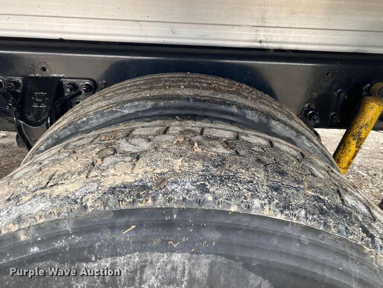 image for item JN9248 2013 Kenworth T370  car carrier truck