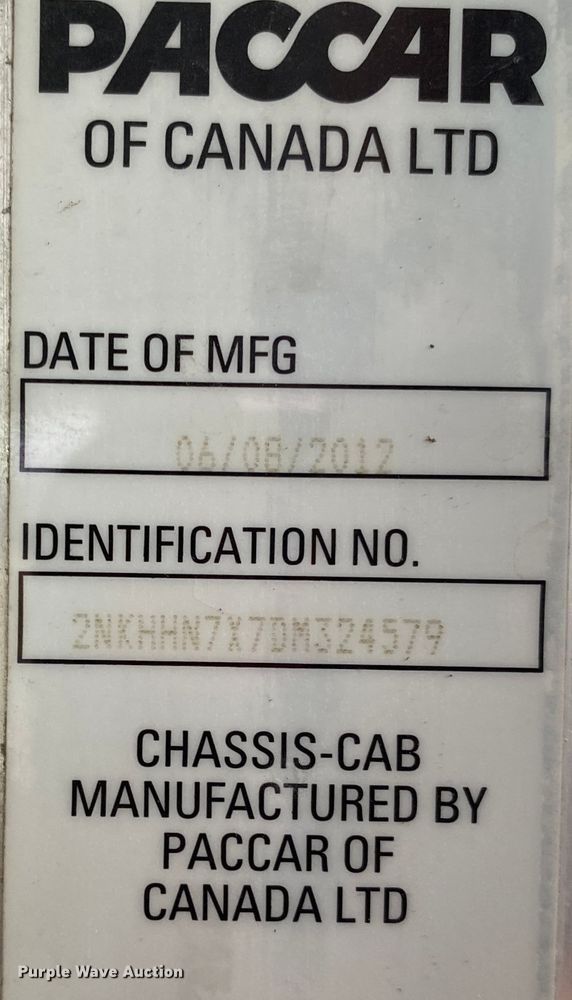 image for item JN9248 2013 Kenworth T370  car carrier truck