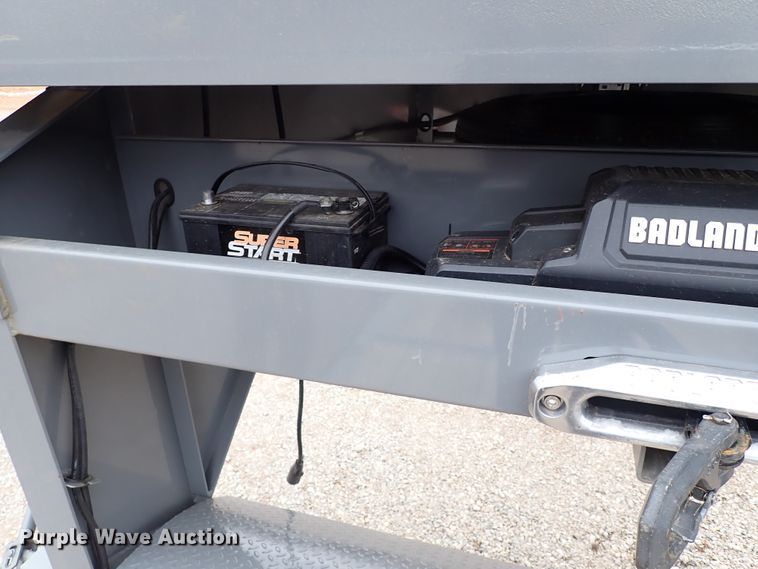 image for item JO9585 2021 Diamond C  tilt deck equipment trailer