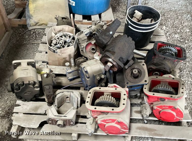 image for item JR9848 (9) PTO pumps