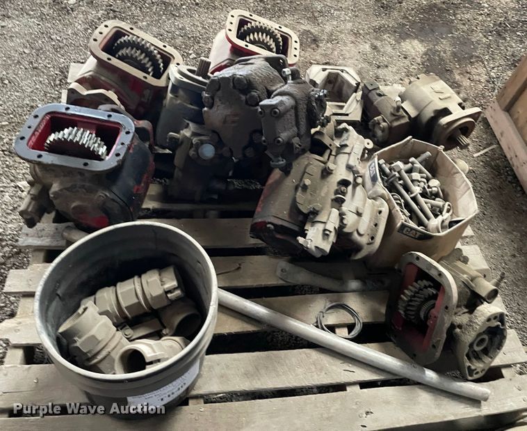 image for item JR9848 (9) PTO pumps