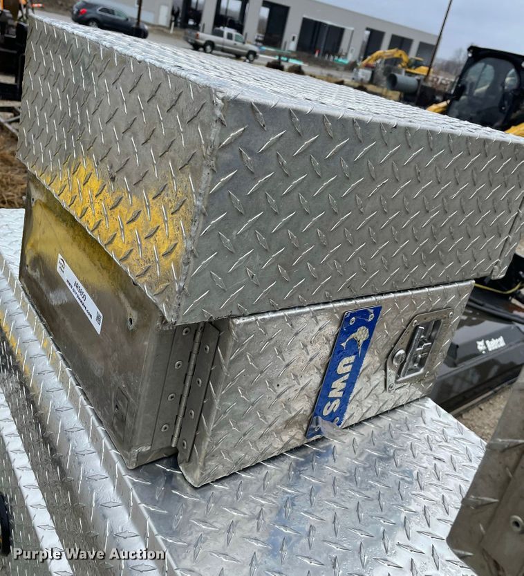 image for item JR9850 Automotive accessories