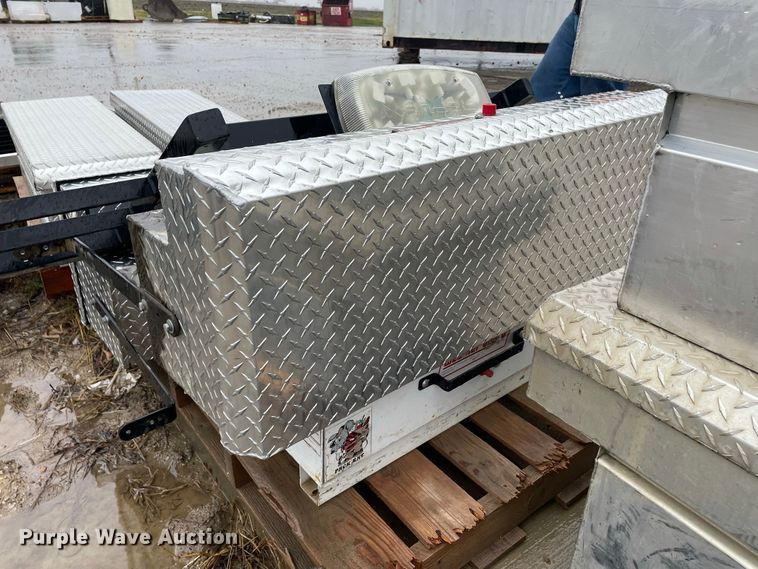 image for item JR9850 Automotive accessories