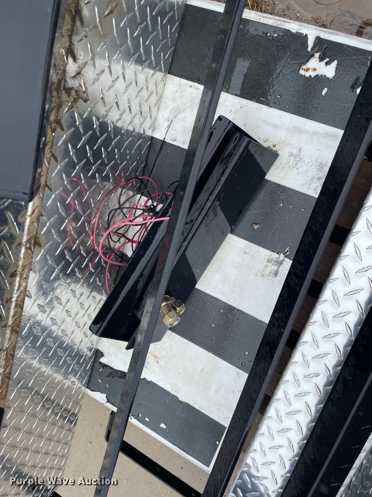 image for item JR9850 Automotive accessories