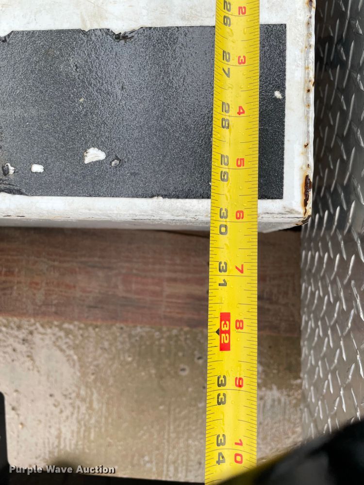 image for item JR9850 Automotive accessories