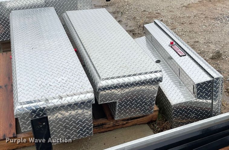 image for item JR9851 Automotive accessories