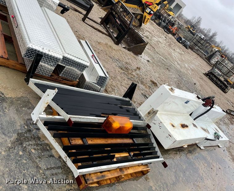 image for item JR9851 Automotive accessories