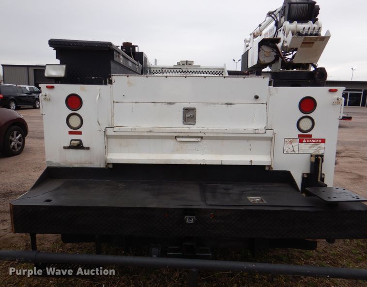 image for item JS9658 2014 Ford F550 Super Duty  utility / service truck