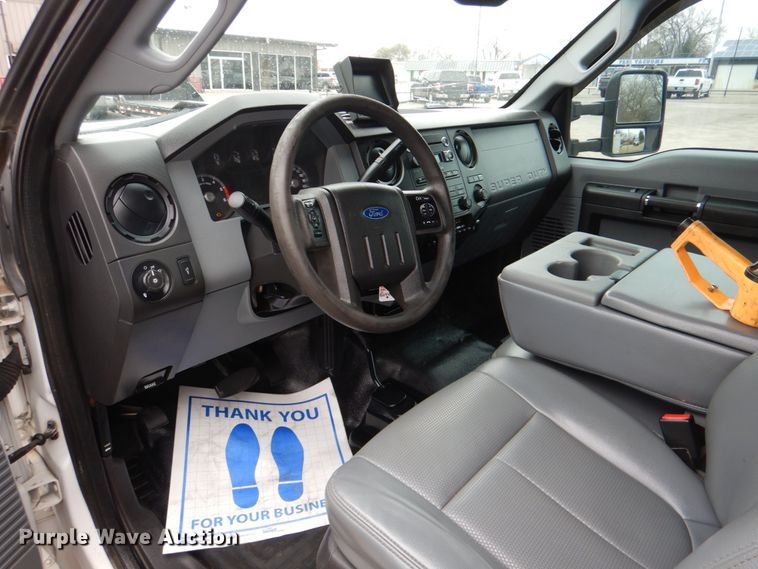 image for item JS9658 2014 Ford F550 Super Duty  utility / service truck