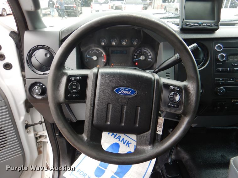 image for item JS9658 2014 Ford F550 Super Duty  utility / service truck