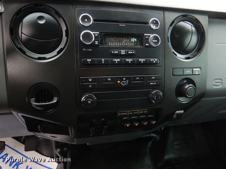 image for item JS9658 2014 Ford F550 Super Duty  utility / service truck