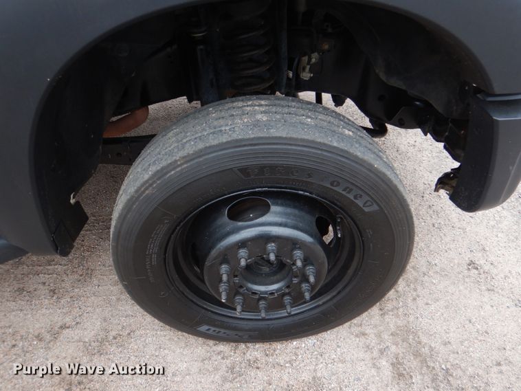 image for item JS9658 2014 Ford F550 Super Duty  utility / service truck