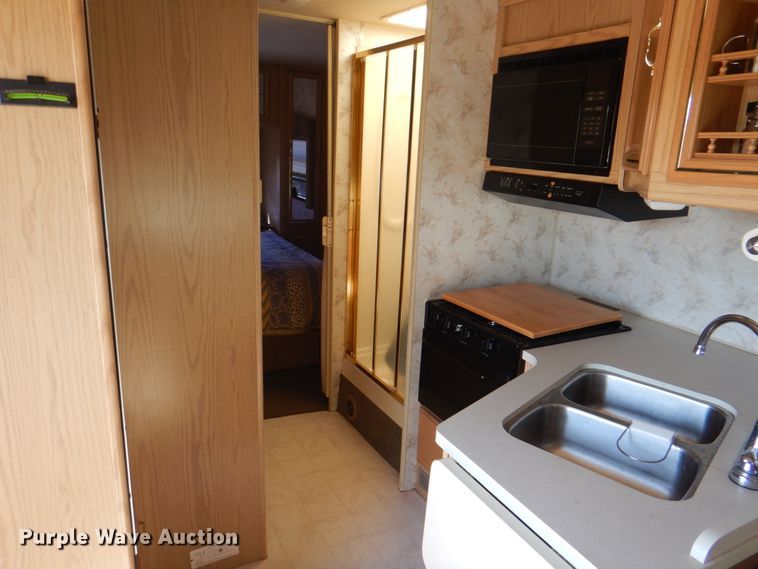 image for item KW9802 1996 Itasca Sundancer  RV