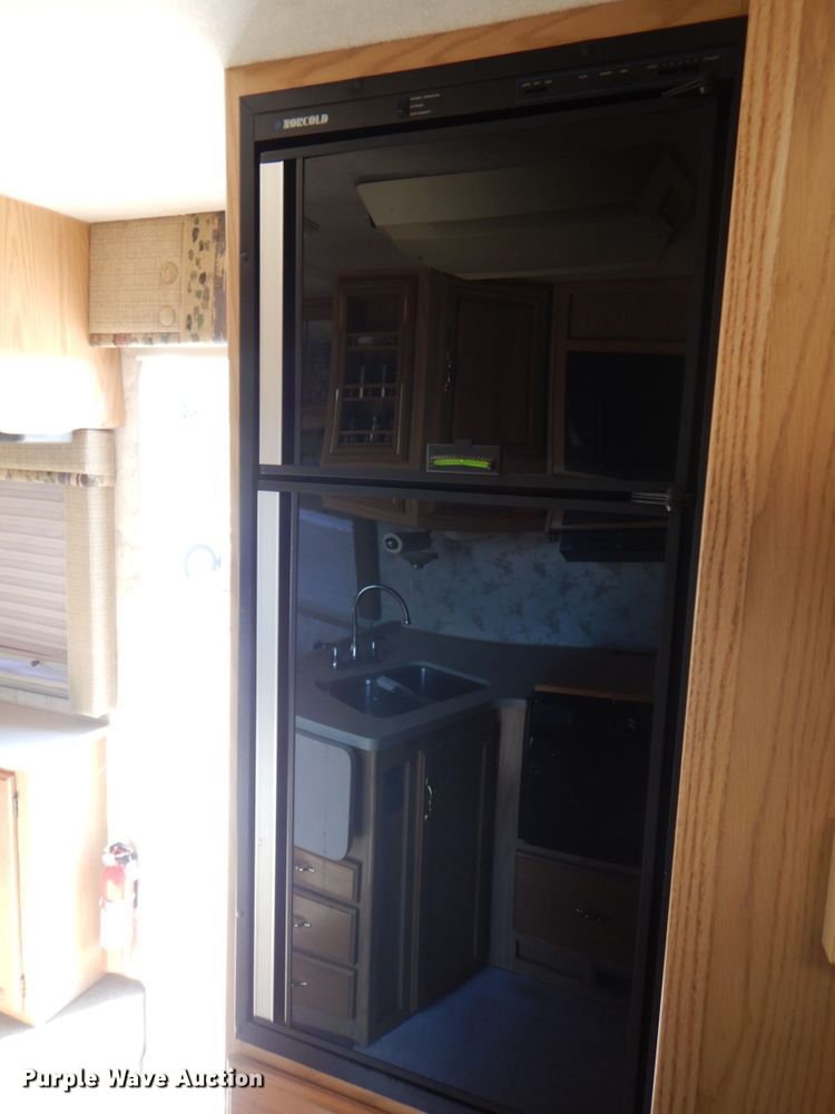 image for item KW9802 1996 Itasca Sundancer  RV