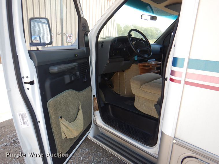 image for item KW9802 1996 Itasca Sundancer  RV