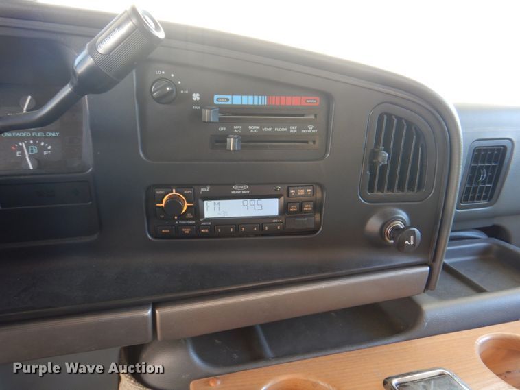 image for item KW9802 1996 Itasca Sundancer  RV