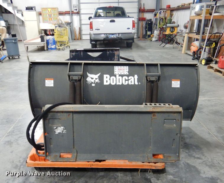 image for item LJ9806 2017 Bobcat 72" W skid steer snow plow