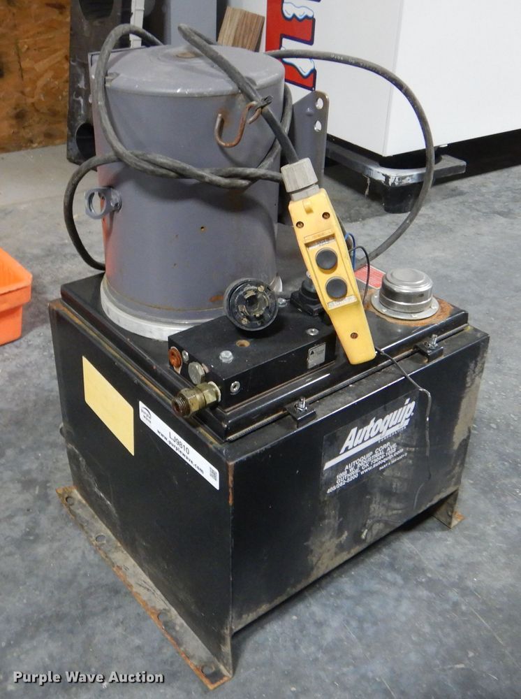 image for item LJ9810 Autoquip PLT6050-SP  dock leveler