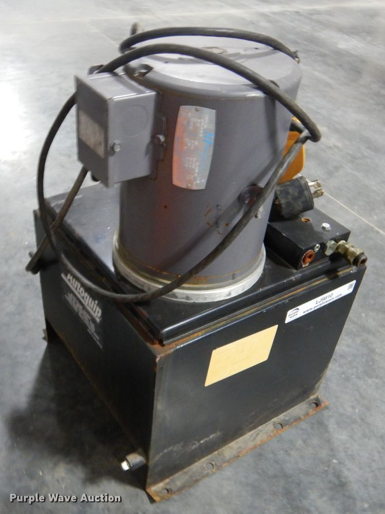 image for item LJ9810 Autoquip PLT6050-SP  dock leveler