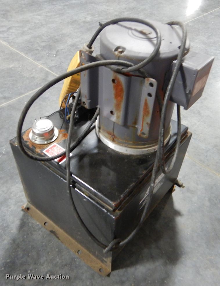 image for item LJ9810 Autoquip PLT6050-SP  dock leveler