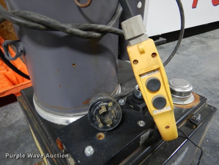 image for item LJ9810 Autoquip PLT6050-SP  dock leveler