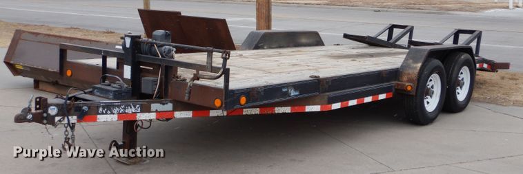 image for item LJ9811 2007 Load Trail Carhaul  equipment trailer