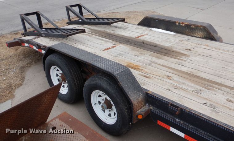 image for item LJ9811 2007 Load Trail Carhaul  equipment trailer