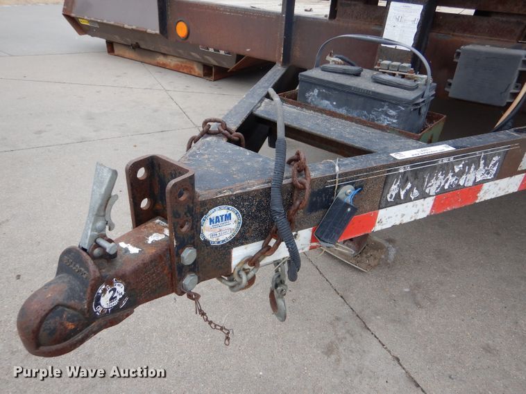 image for item LJ9811 2007 Load Trail Carhaul  equipment trailer