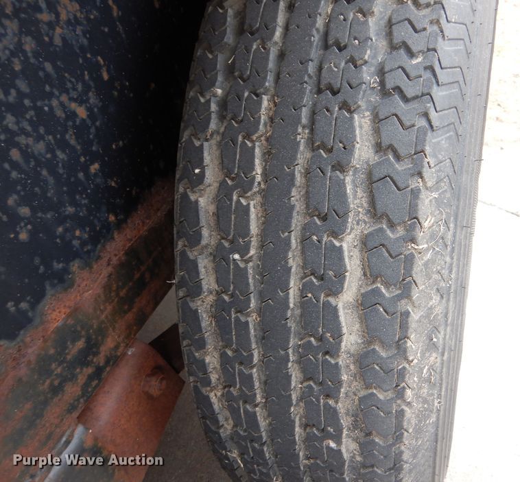 image for item LJ9811 2007 Load Trail Carhaul  equipment trailer