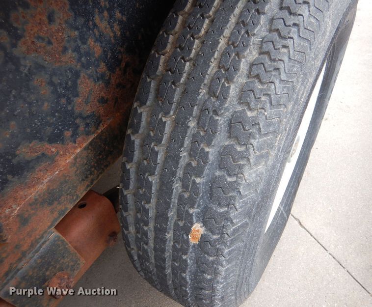 image for item LJ9811 2007 Load Trail Carhaul  equipment trailer