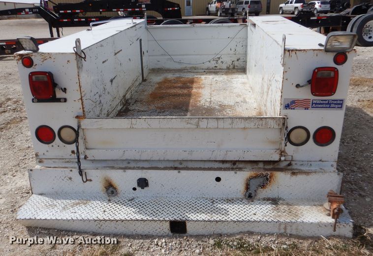 image for item LJ9818 Stahl  utility bed