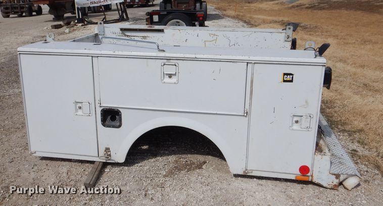 image for item LJ9818 Stahl  utility bed