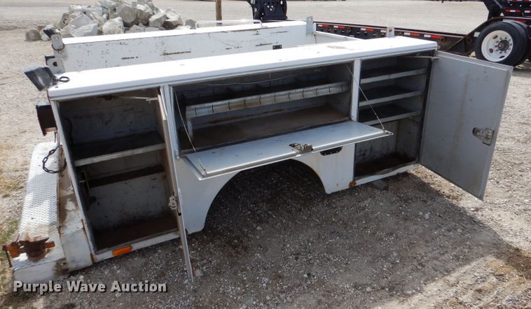 image for item LJ9818 Stahl  utility bed