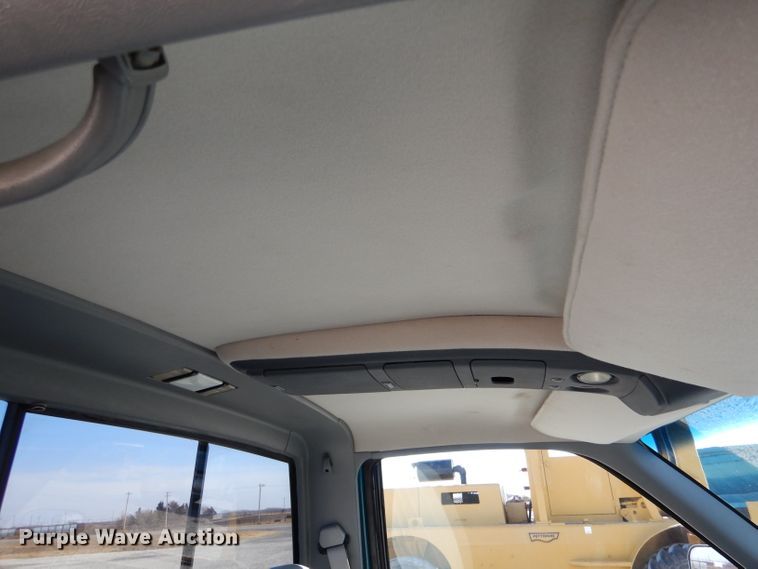 image for item LJ9825 1994 Chevrolet K1500  pickup truck