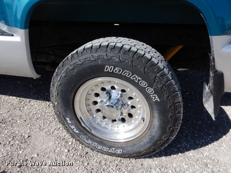 image for item LJ9825 1994 Chevrolet K1500  pickup truck