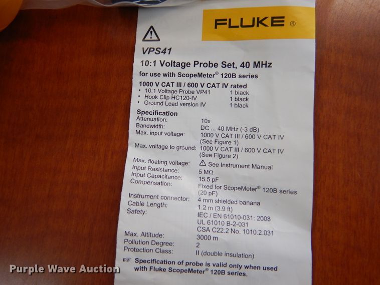 image for item LJ9841 Fluke 125B  scopemeter