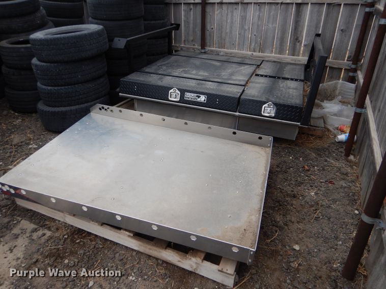 image for item LJ9845 Automotive accessories