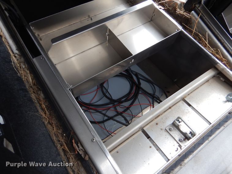 image for item LJ9845 Automotive accessories