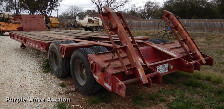 image for item MK9531 1973 Hyster  equipment trailer