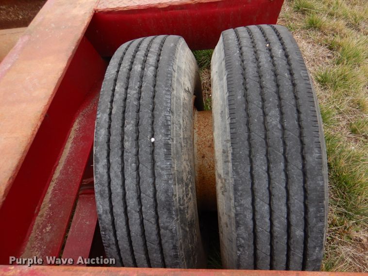 image for item MK9531 1973 Hyster  equipment trailer