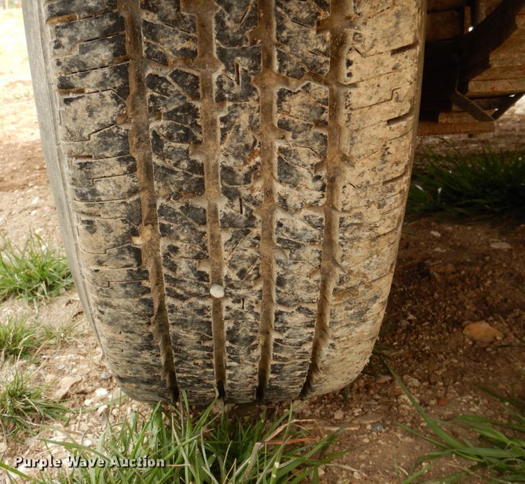 image for item MK9532 2005 Butler Trailer Manufacturing  pole trailer