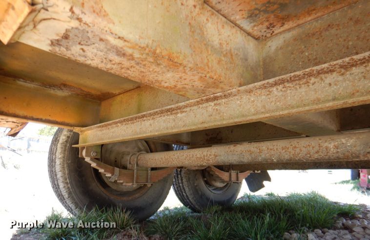 image for item MK9532 2005 Butler Trailer Manufacturing  pole trailer