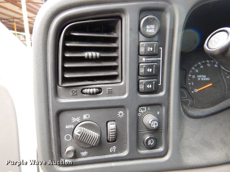 image for item MK9548 2005 Chevrolet Tahoe  SUV