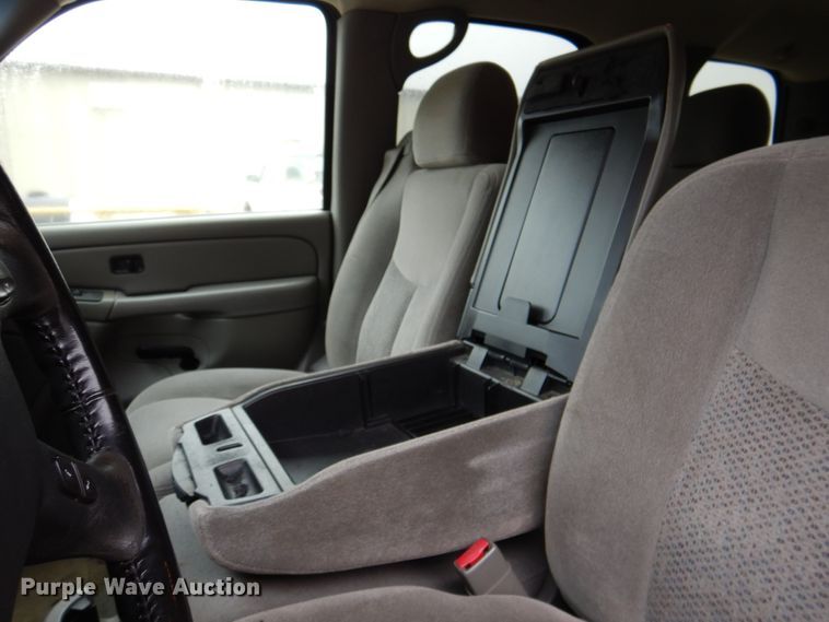 image for item MK9548 2005 Chevrolet Tahoe  SUV