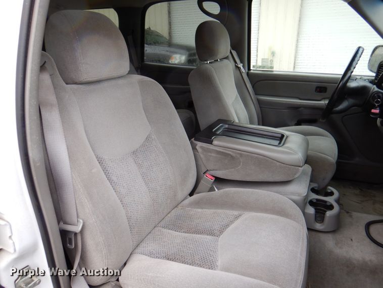 image for item MK9548 2005 Chevrolet Tahoe  SUV