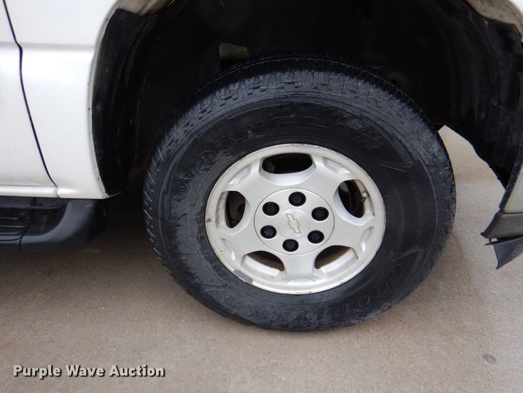 image for item MK9548 2005 Chevrolet Tahoe  SUV